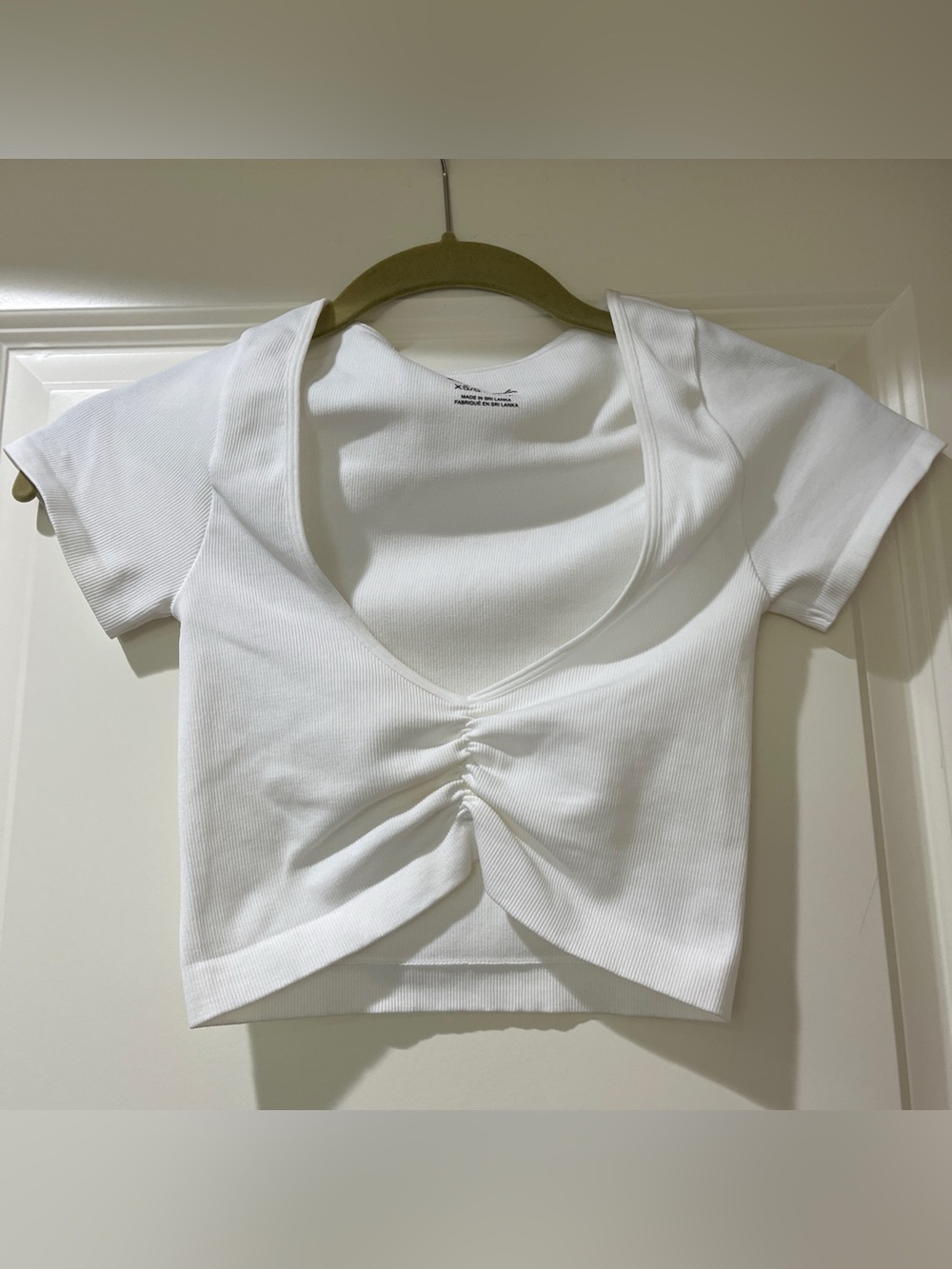 Urban Outfitters White Ribbed Ruched V-Neck Crop Top